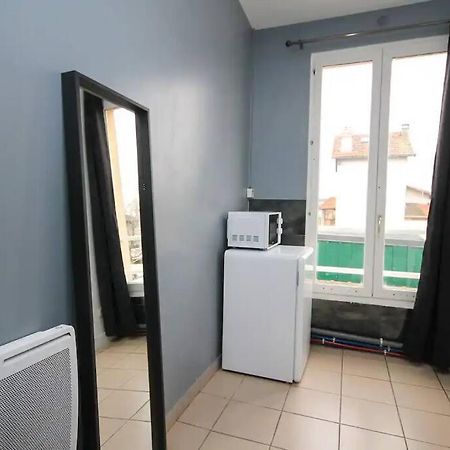 01 - Chambre Avec Lit Double Ideal Jo 2024 Saint-Denis (Seine-Saint-Denis) Exterior foto